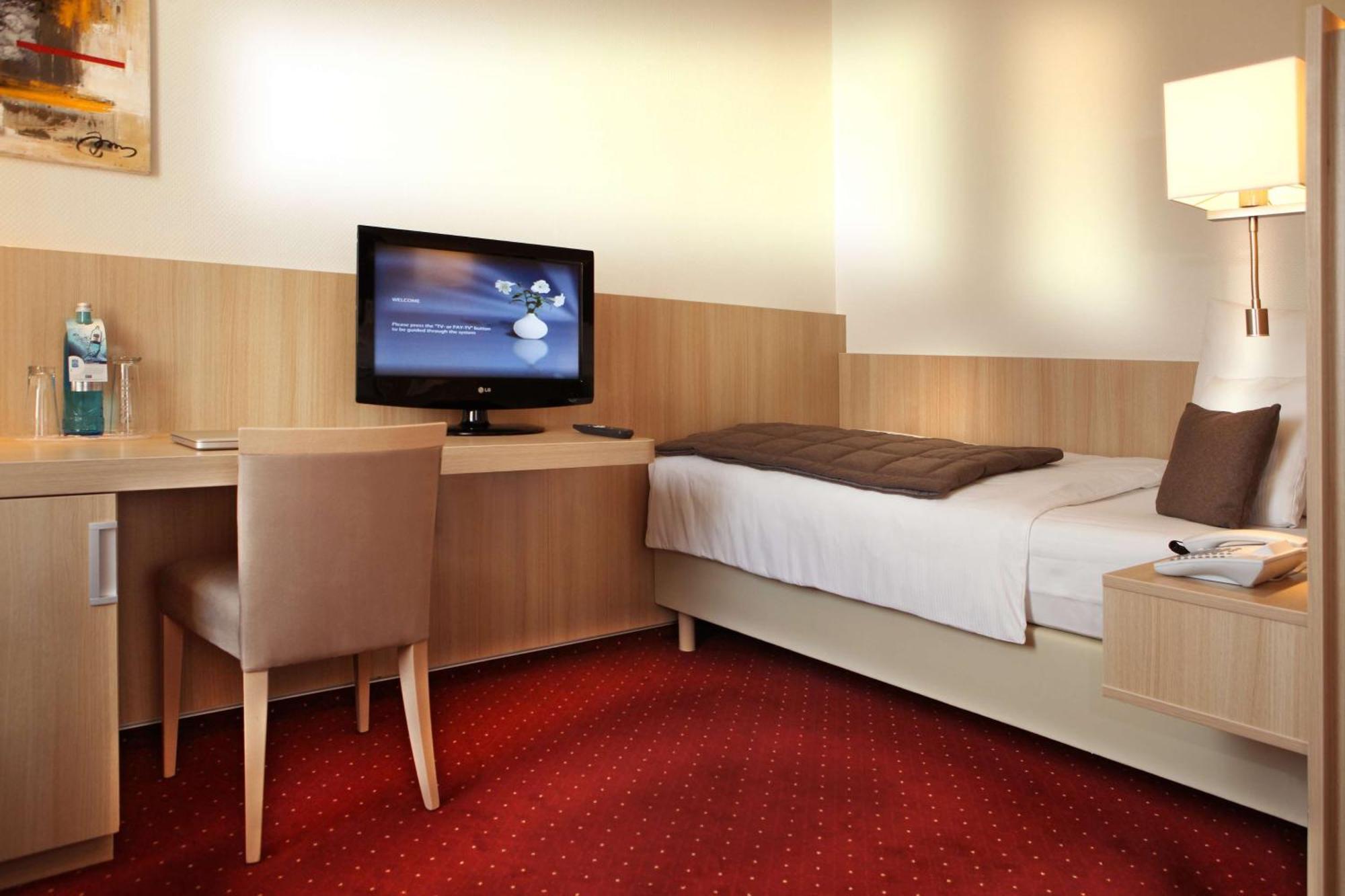 ברמן Best Western Hotel Zur Post מראה חיצוני תמונה